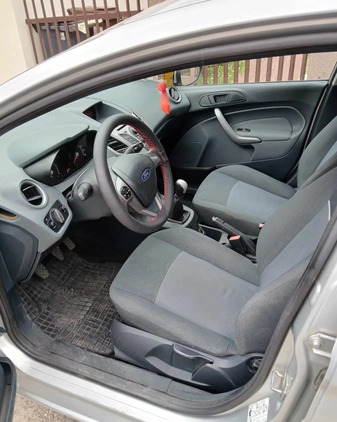 Ford Fiesta cena 11200 przebieg: 259000, rok produkcji 2011 z Sosnowiec małe 22